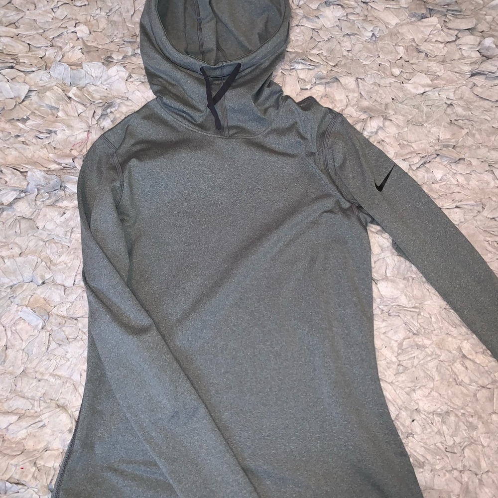 Nike Dri Fit hoodie Size medium! New condition